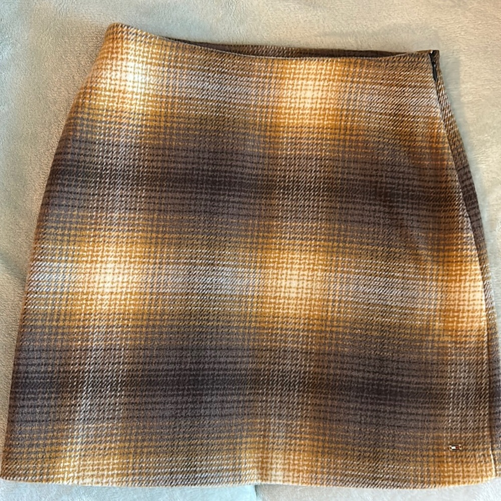 Tommy Hilfiger Plaid Skirt